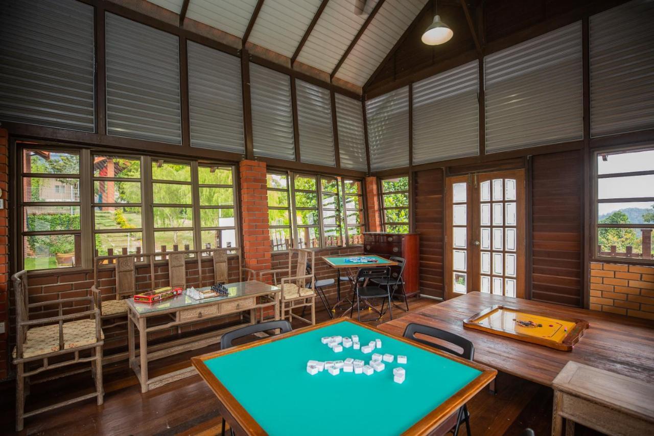 Red House The Garden Stay In Bukit Tinggi By Play 벤통 외부 사진