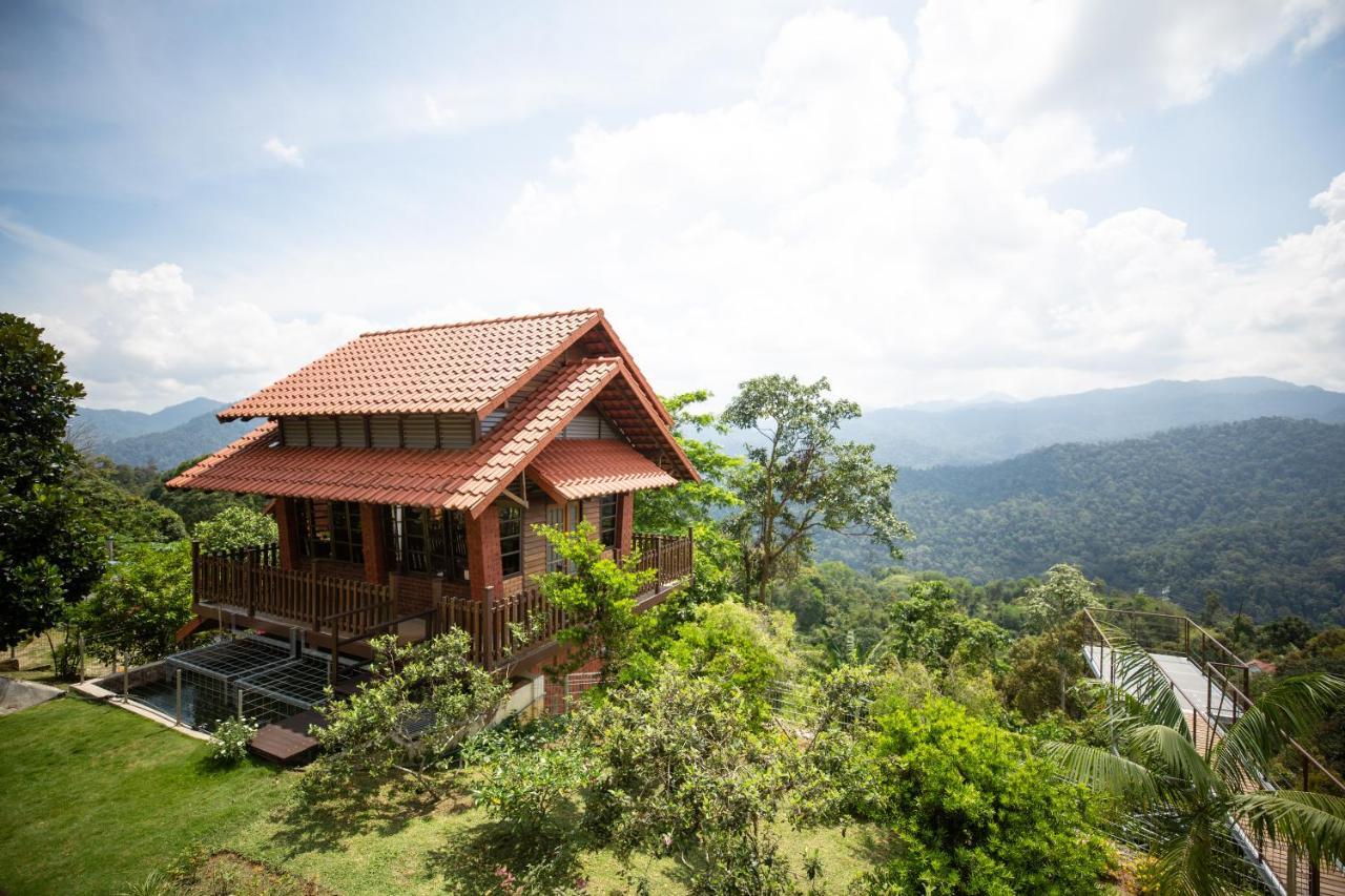 Red House The Garden Stay In Bukit Tinggi By Play 벤통 외부 사진